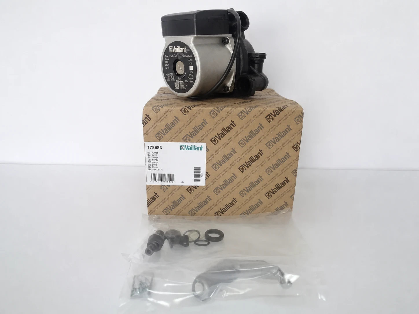 Насос циркуляционный для Vaillant atmo/turboTEC plus — ракурс 9